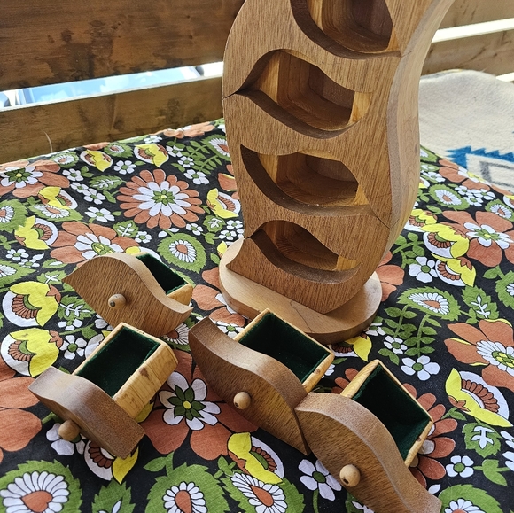 Vintage Handcrafted Wooden Wonky Jewelry/Trinket Box - Picture 6 of 6